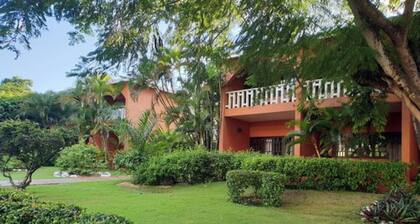 Room-delightful Caribbean Apartment in B