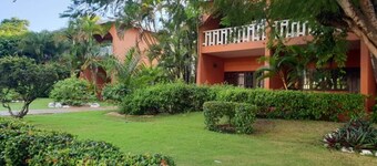 Room in Apartment - Delightful Caribbean Apartment in Boca Chica
