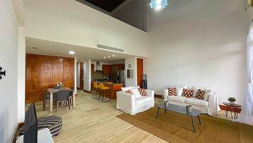 Apartment, 1 Bedroom, Accessible, Smoking | Interior