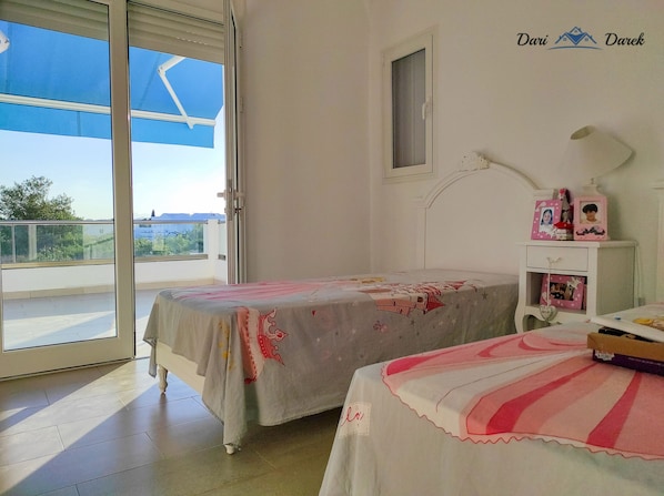Villa, 3 chambres, fumeurs, piscine privée | 4 chambres