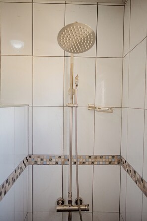 Apartment, 2 Bedrooms, Accessible, Patio | Bathroom - Best Quality 2-bedroom Apartment 2 km From Eagle Beach (Noord)