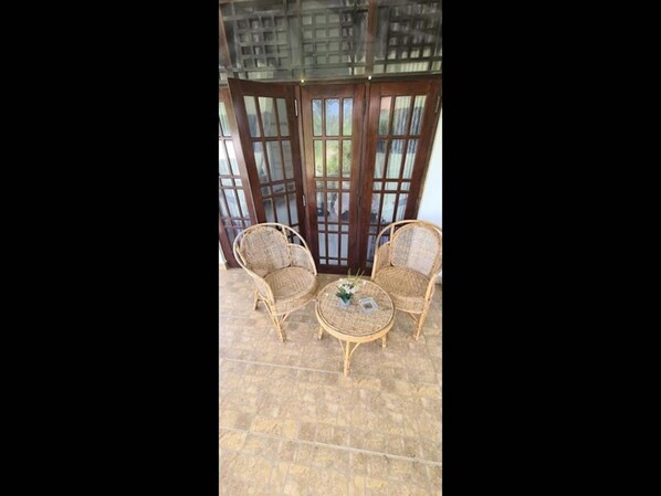 Sovsal - 1 sovrum - balkong - utsikt mot trädgården | Interiör