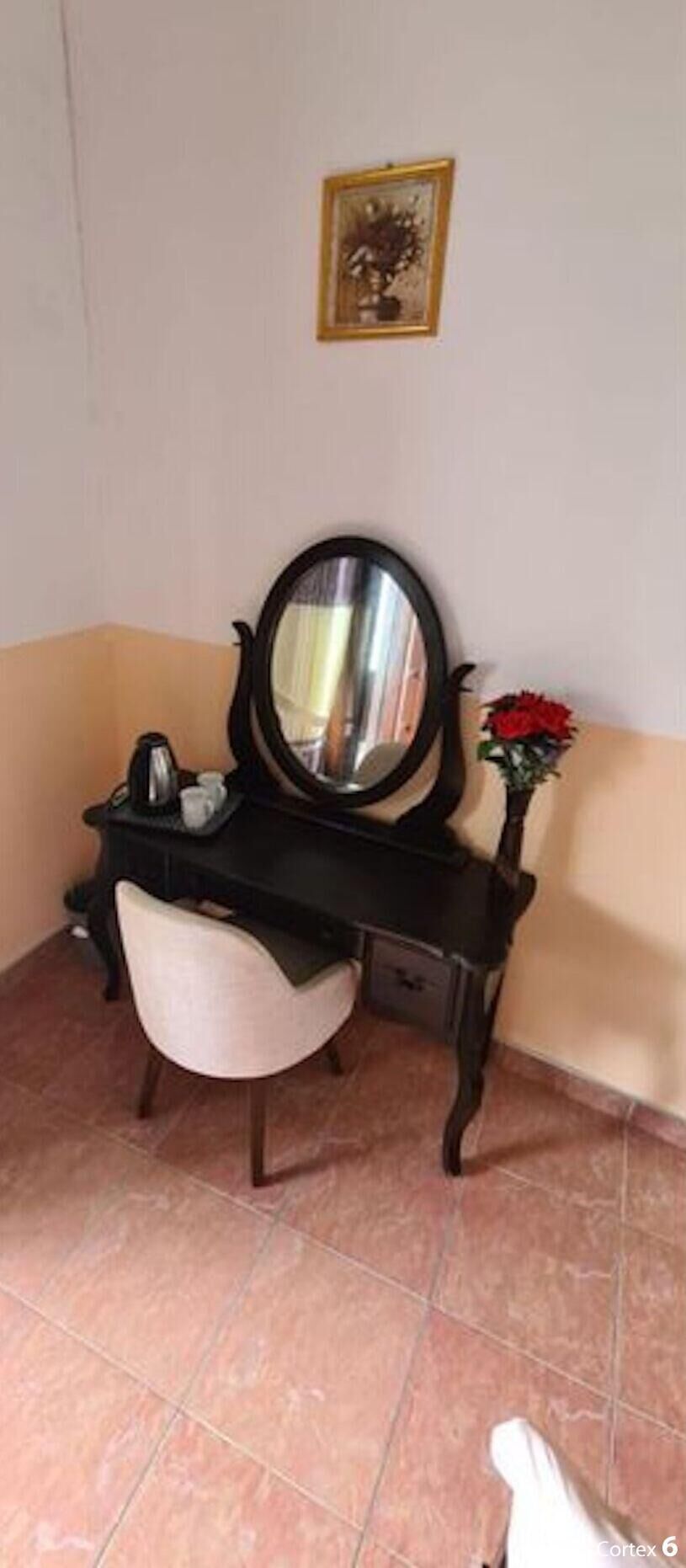 Shared Dormitory, 1 Bedroom, Balcony, Garden View | Interior