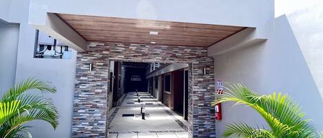 Apartemen, 2 kamar tidur | Pintu masuk properti