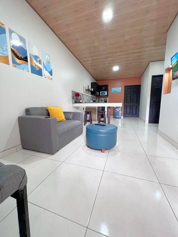 Appartement, 2 chambres | Salle de séjour