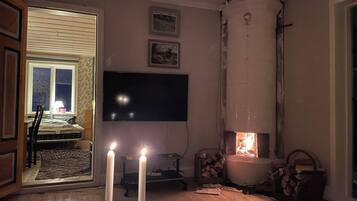 House, 4 Bedrooms, Terrace, Garden View | 5 bedrooms, travel crib, WiFi