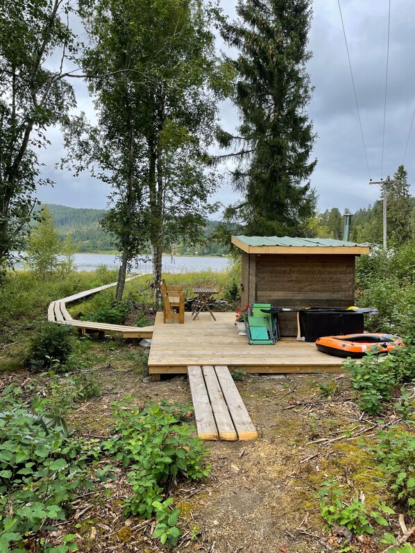Hus - 4 sovrum - terrass - utsikt mot trädgården | Boendeområde