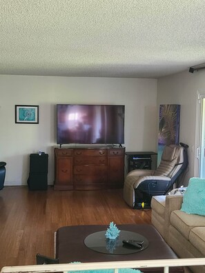 Smart TV - Your Perfect 3bed/2ba Pet-Friendly Paradise Near Disneyland & the Beach! (Westminster)
