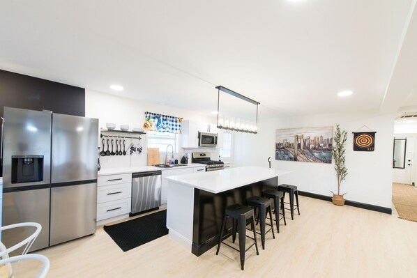 Fridge, microwave, oven, stovetop