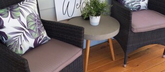 Newland View - Relax, unwind and enjoy - close to Encounter lakes and Beach.