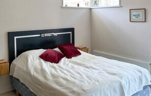2 bedrooms, free WiFi