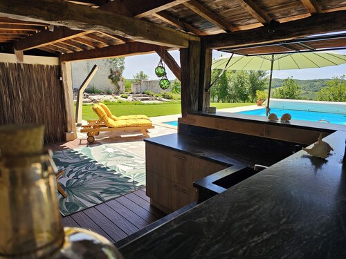 Gîte romantique avec piscine privée et massages – 2 pers