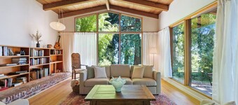 The Riverfront Retreat-Woods Landing