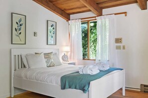 5 chambres, bureau, fer et planche Ă repasser, Wi-Fi gratuit