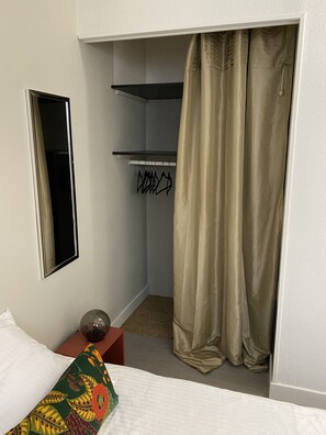 1 chambre, Wi-Fi gratuit, draps fournis