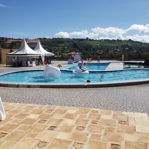 Outdoor pool - The Voice Hotel (Entebbe)