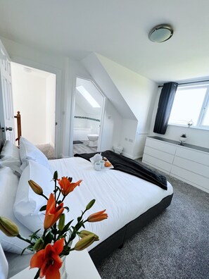 Maison, plusieurs lits | 4 chambres, Wi-Fi gratuit, draps fournis