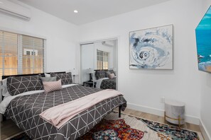 1 bedroom, iron/ironing board, free WiFi, bed sheets