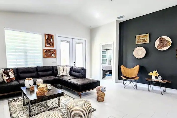 Televisión de pantalla plana