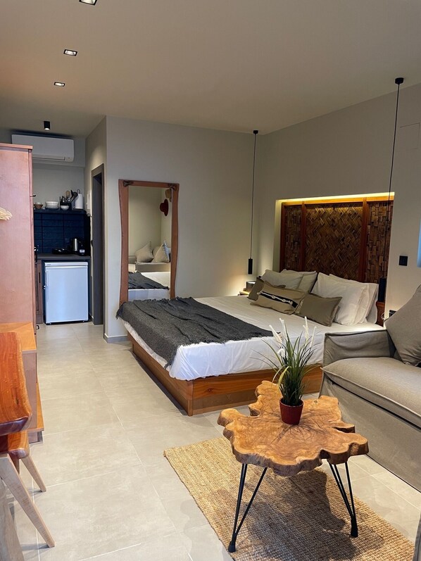 أغطية فراش متميزة وأسرّة بإسفنج يتكيف مع شكل الجسم