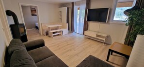 Family Apartment, 3 Bedrooms, Sauna | Premium bedding, down duvets, pillow-top beds, individually decorated