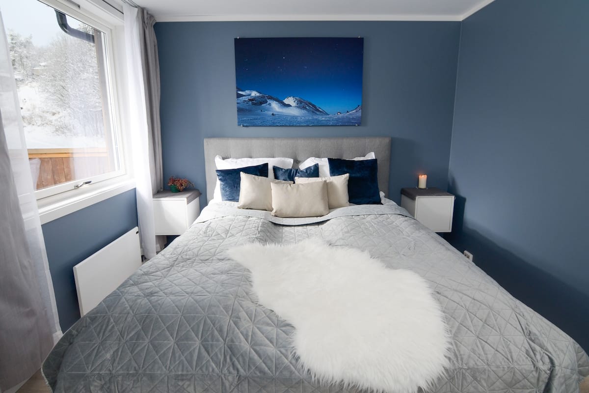 2 slaapkamers, luxe beddengoed, donzen dekbedden, pillowtop-bedden