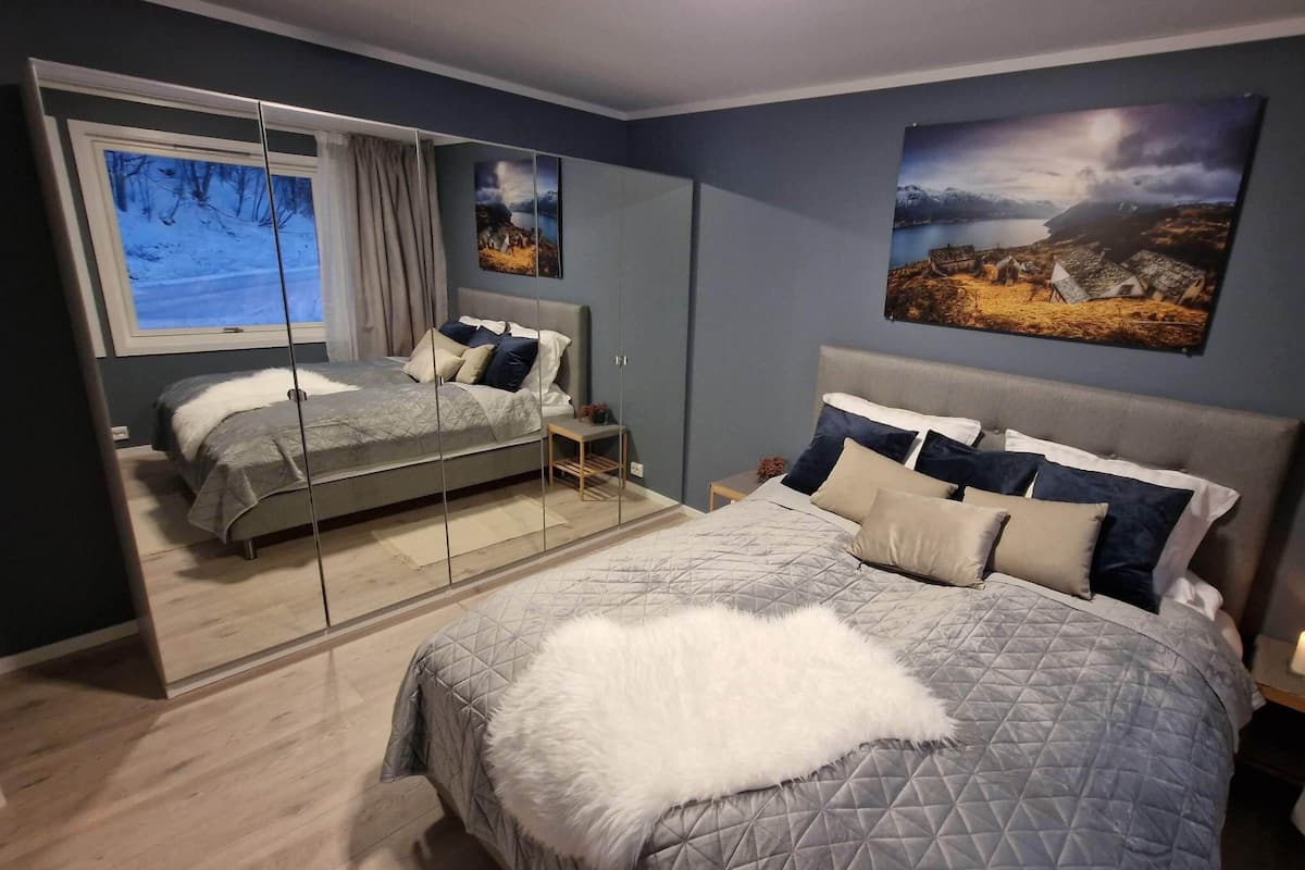 2 slaapkamers, luxe beddengoed, donzen dekbedden, pillowtop-bedden