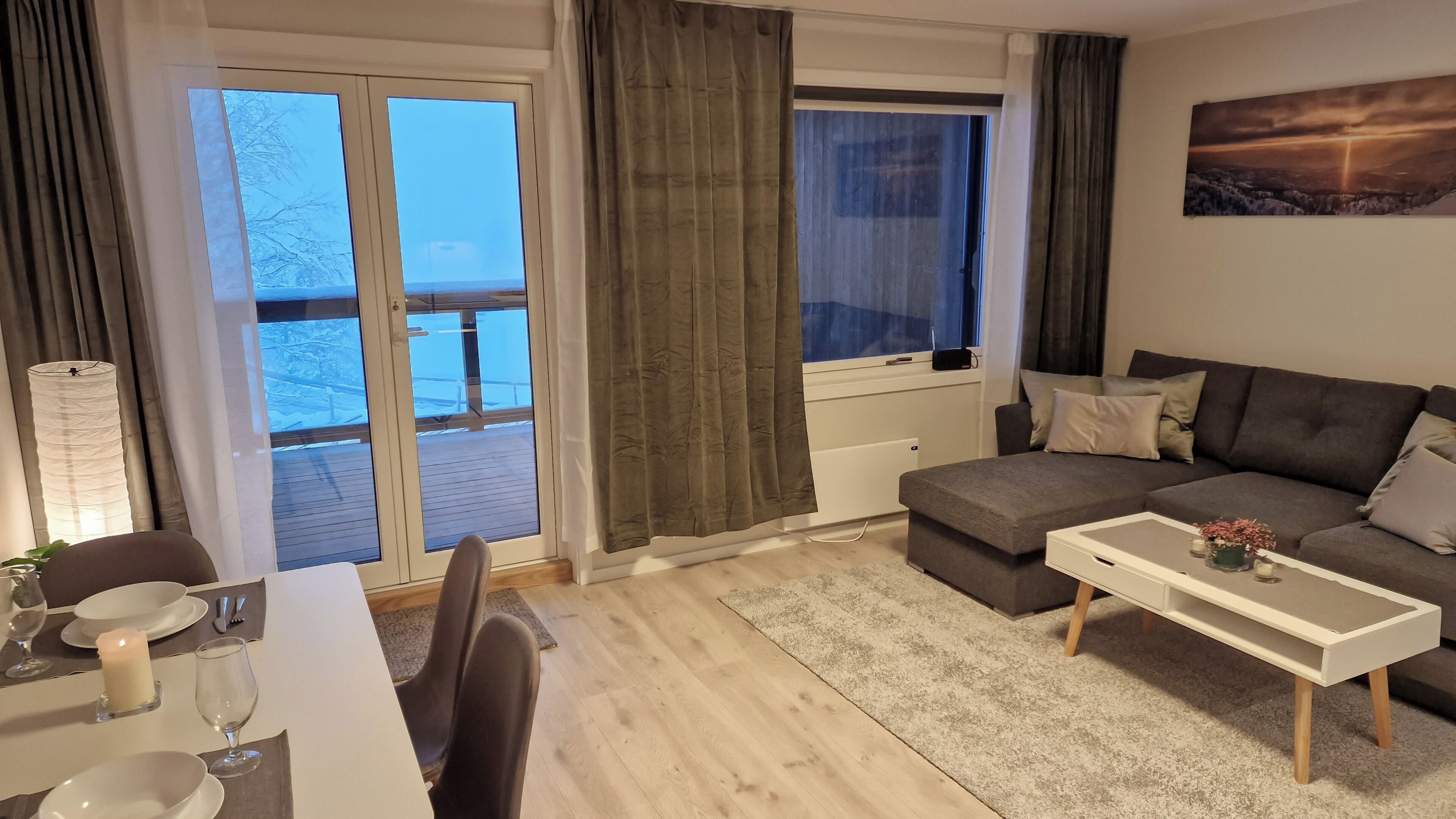 Executive Apartment | Premium bedding, down duvets, pillow-top beds, individually decorated