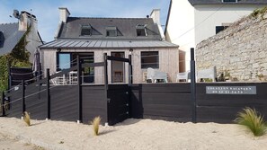 Exterior - Your terrace overlooking the sea between Finistère and the Pink Granite Coast (Plouezoc'h)