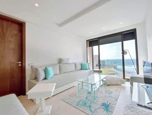 Sea View - Hassan II Mosque - By CasaPropreties