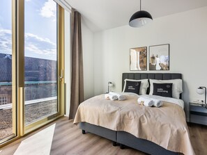 Suite with Sofa Bed & Balcony | Ruang kerja komputer riba, Wi-fi percuma, cadar katil