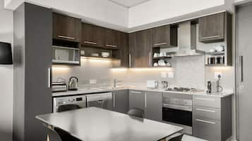 Appartement classique | Repas dans la chambre