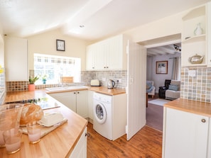 村舍 | 私人厨房 | 冰箱、电热水壶、烤面包机、厨具/餐具