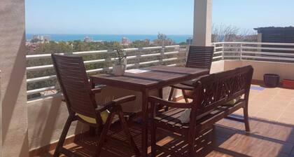 Villa avec piscine et vue mer Ă 15min Ă pied de la mer