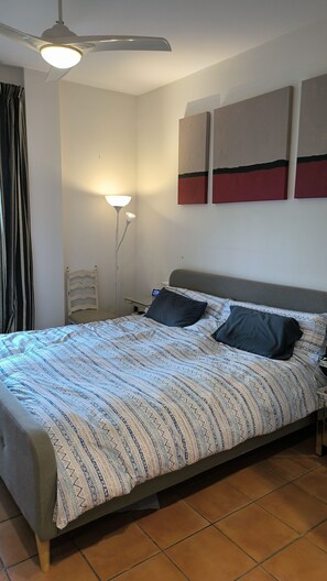 5 chambres, bureau, Wi-Fi gratuit, draps fournis