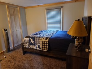 4 habitaciones, wifi gratis y ropa de cama