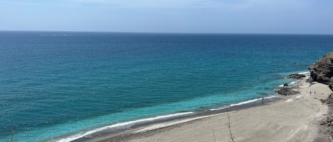 Beach nearby, sun loungers