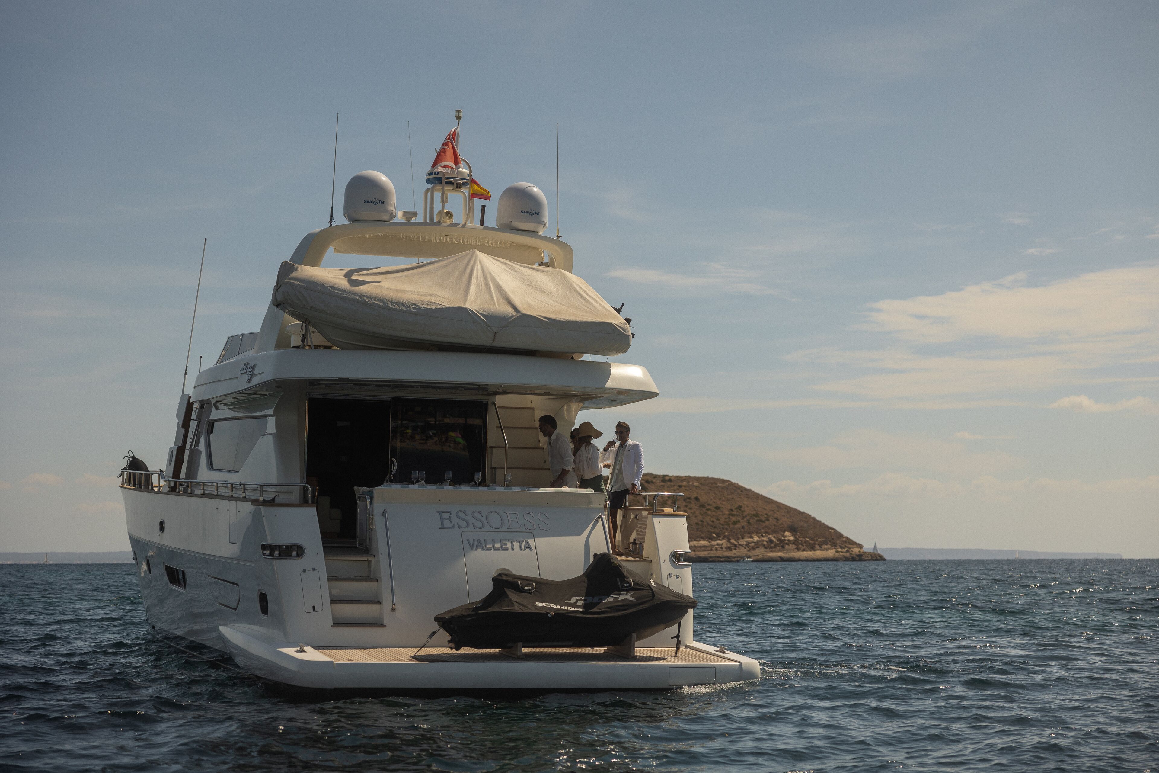 Photo - EssoEss Boat - Five Star - Exclusive use