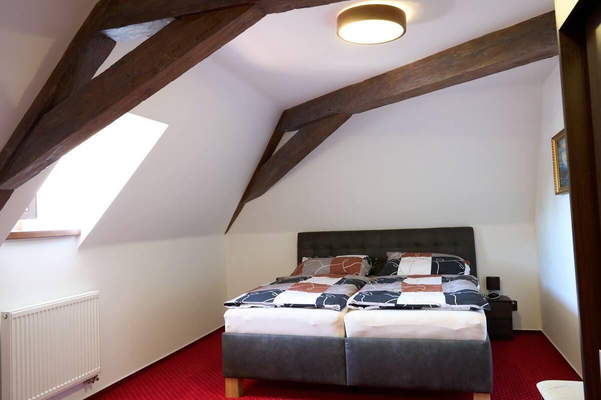 Habitación doble estándar | Wifi gratis y ropa de cama