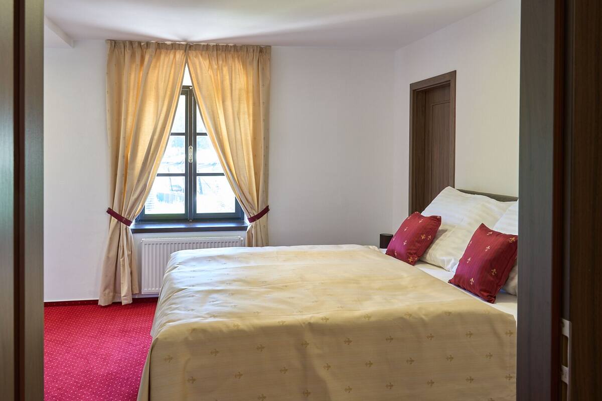 Habitación doble estándar | Wifi gratis y ropa de cama