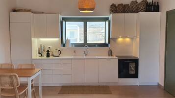 컴포트 빌라, 침실 2개, 정원 | 전용 간이 주방 | 대용량 냉장고, 오븐, 쿡탑, 식기 세척기