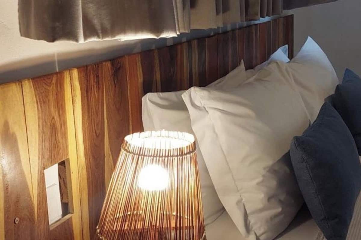 Economy Apartment | Premium bedding, pillowtop beds, minibar, WiFi (free)