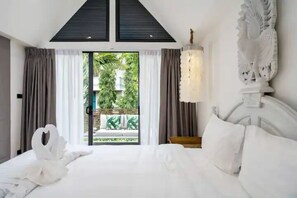 5 bedrooms, in-room safe, iron/ironing board, travel cot