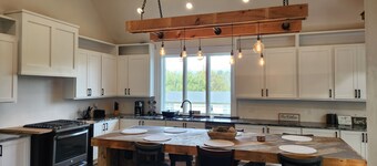Saratoga house overlooking the lake