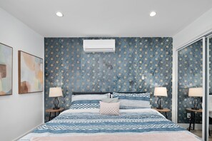 1 quarto, escrivaninha, ferros/tábuas de passar roupa, Wi-Fi de cortesia