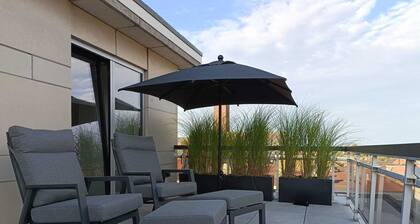 Luminous Penthouse in the elegant district of Brussels,very design 70 m2 terrace
