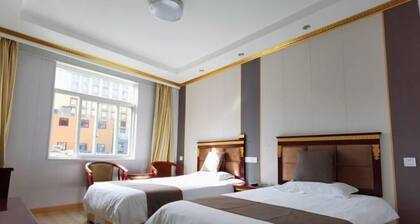 Jinlong Hotel Heishui