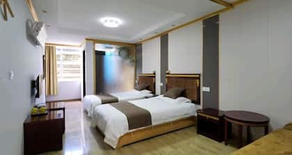 Jinlong Hotel Heishui