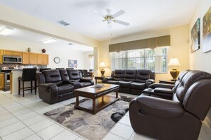 Interior detail - 139 Andover Drive at Legacy (Davenport)