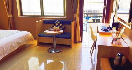 Manjun Holiday Hotel